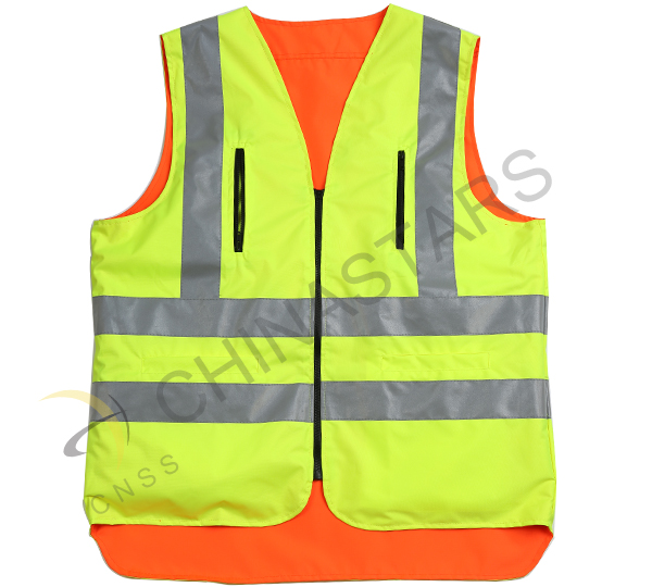 Features of motorcycle safety vests